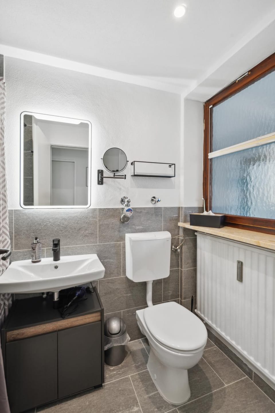 Toilet, Bathroom