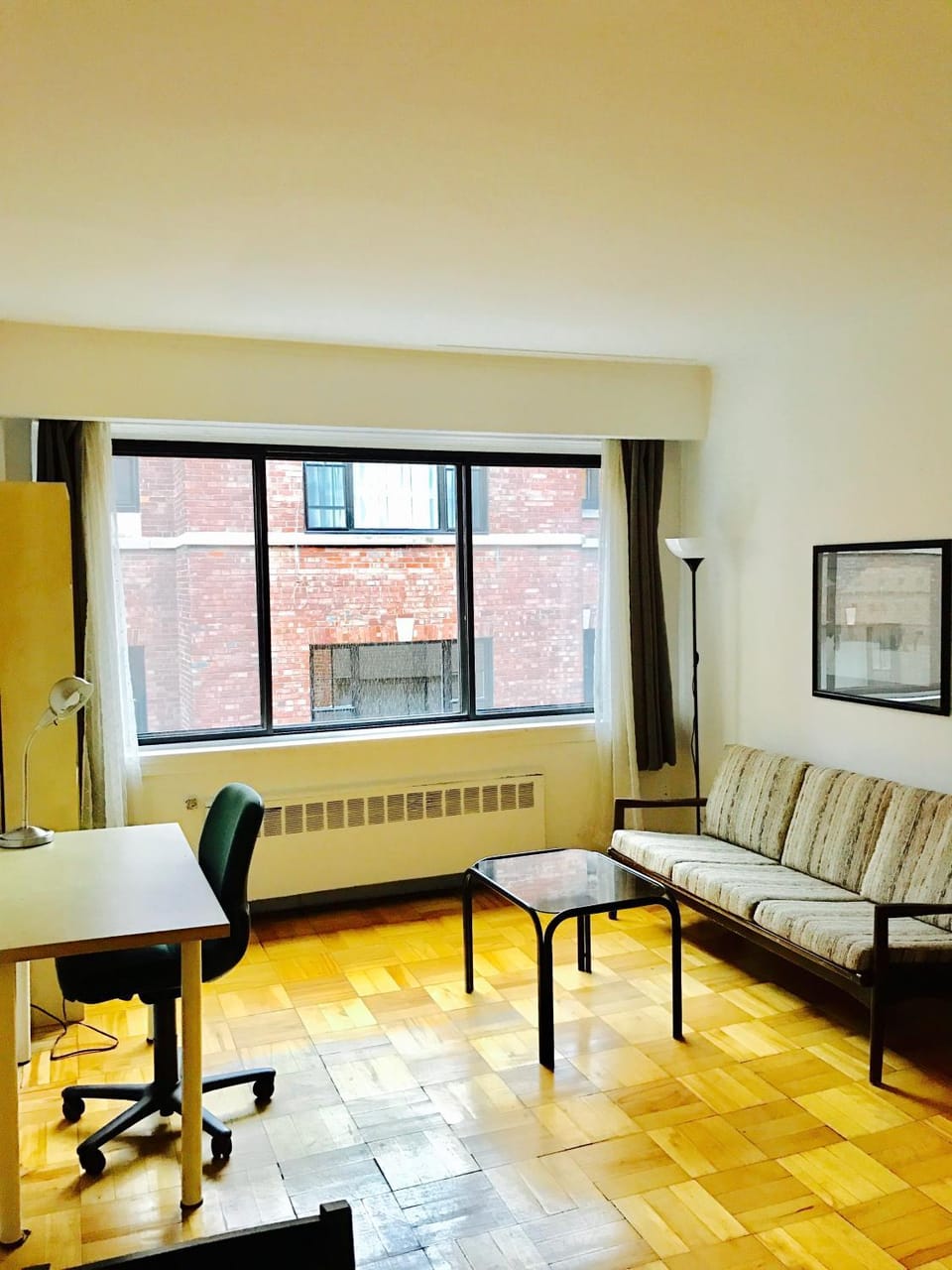 Stylish Montreal Apartment Comfortable Stay in the Golden Square Mile Apartment in Montreal