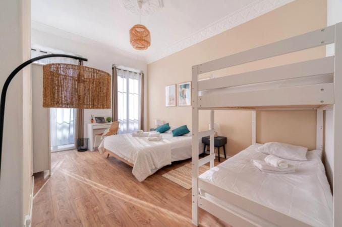 Guest House Chez Bastien Bed and Breakfast in Nice