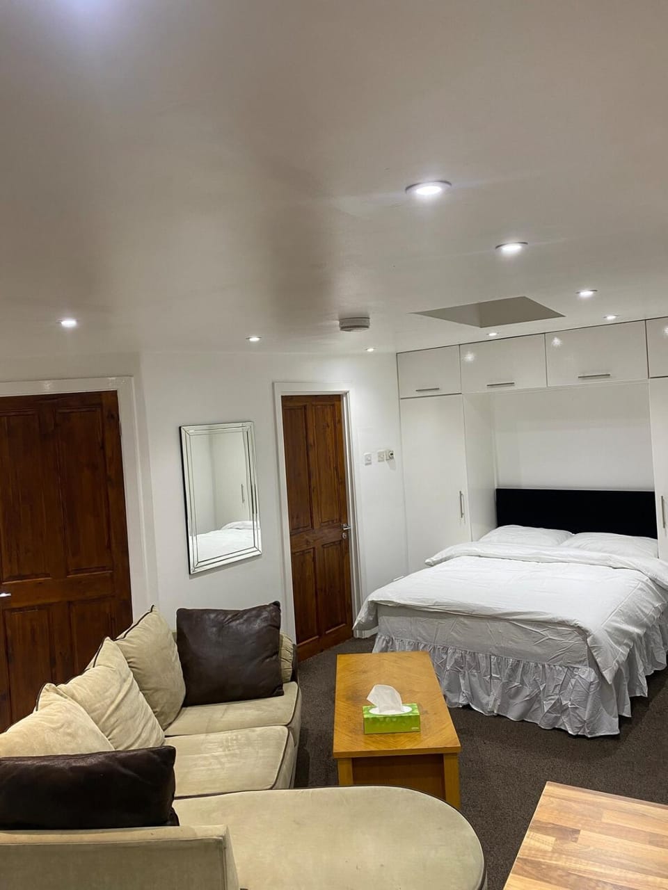 Luxury 1 Bedroom Studio Apartment Apartment in Sheffield