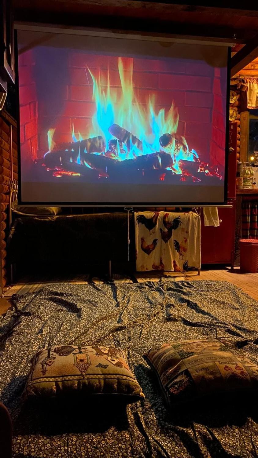 Communal lounge/ TV room, Bed, TV and multimedia, Evening entertainment