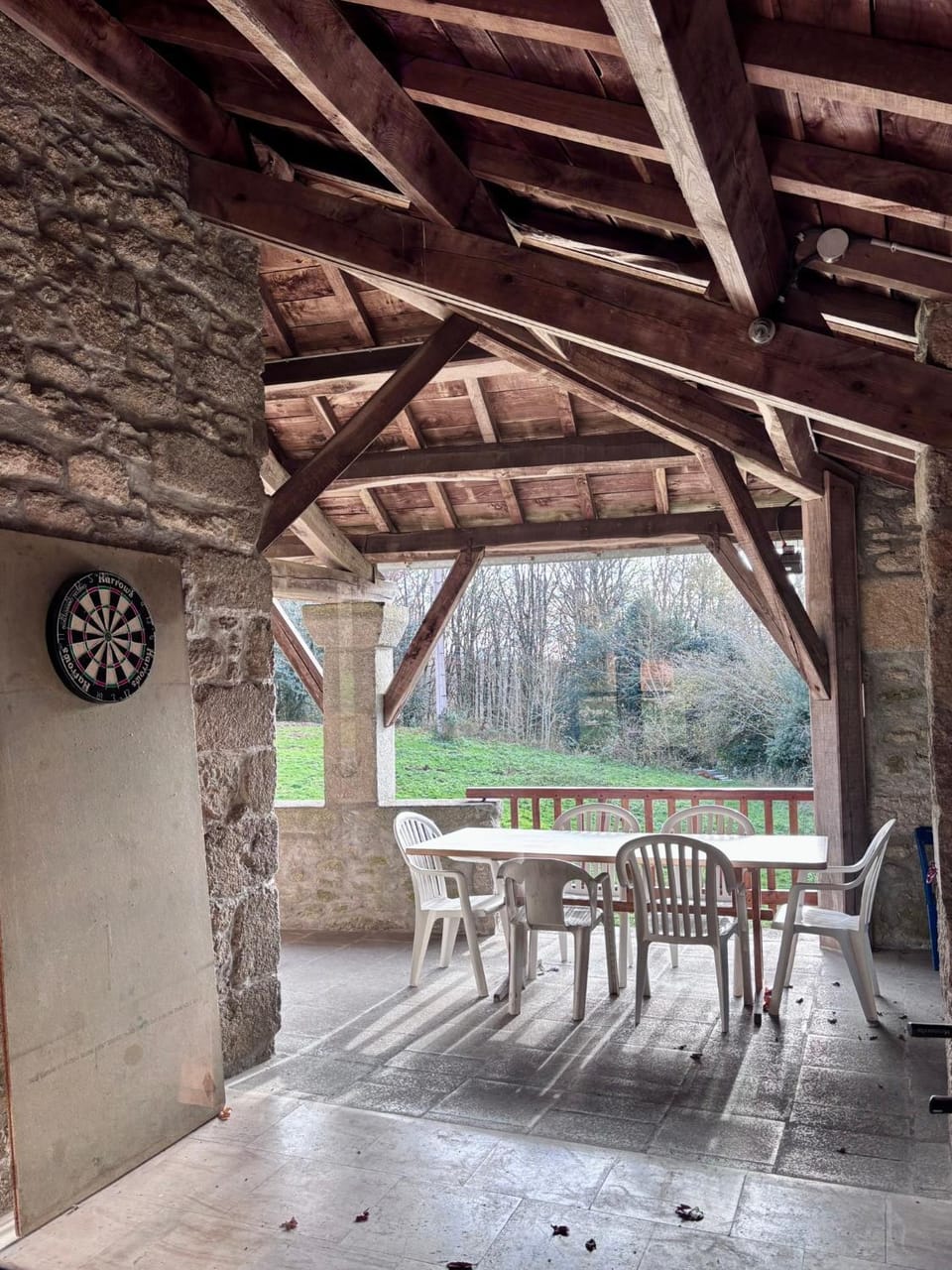 Patio, Darts