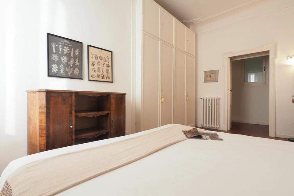 Contempora - Charming One-Bedroom Retreat Steps from City Life Apartment in Milan