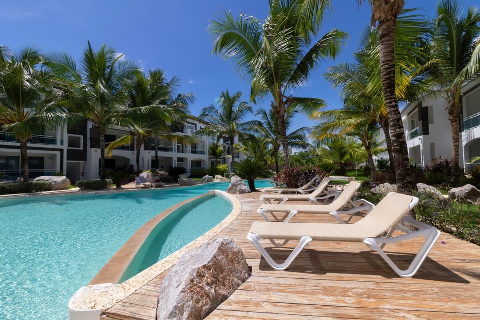 Day, Garden, Garden view, Swimming pool, sunbed