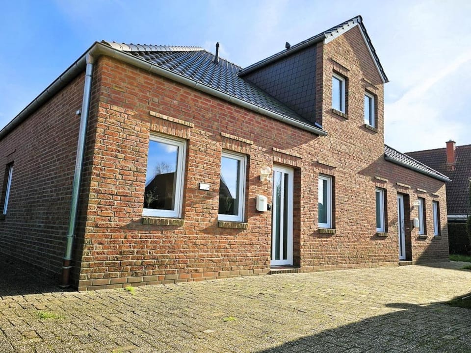 Ferienwohnung Lüttje Sünnschien Timmel Apartment in Lower Saxony, Germany