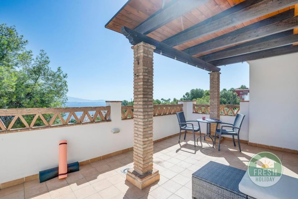 Casa Lagarto - villa with pool and jacuzzi House in Costa Tropical