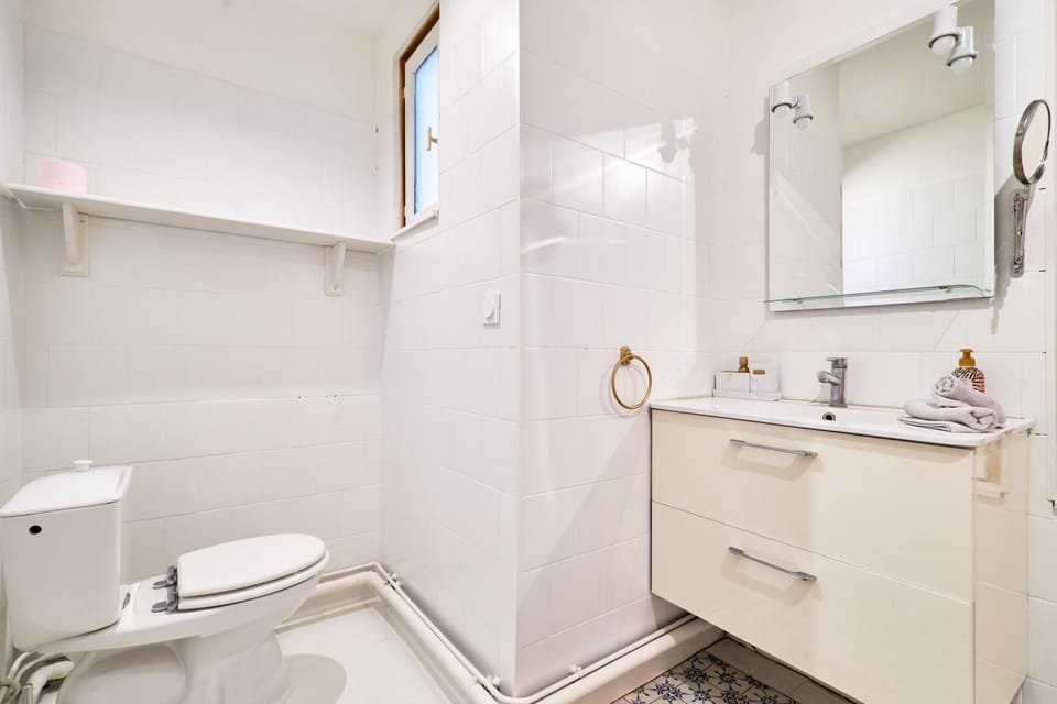 Toilet, Bathroom