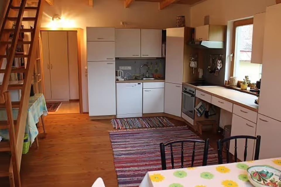 Property building, Kitchen or kitchenette, Living room