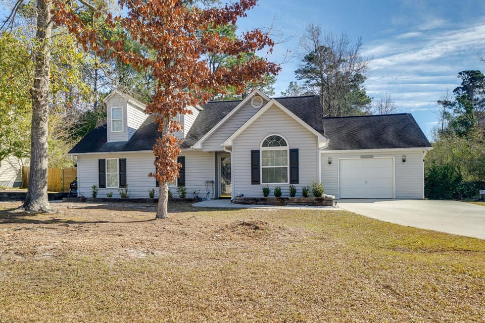 Pet-Friendly Home w/ Private Hot Tub in Wilmington House in Wilmington
