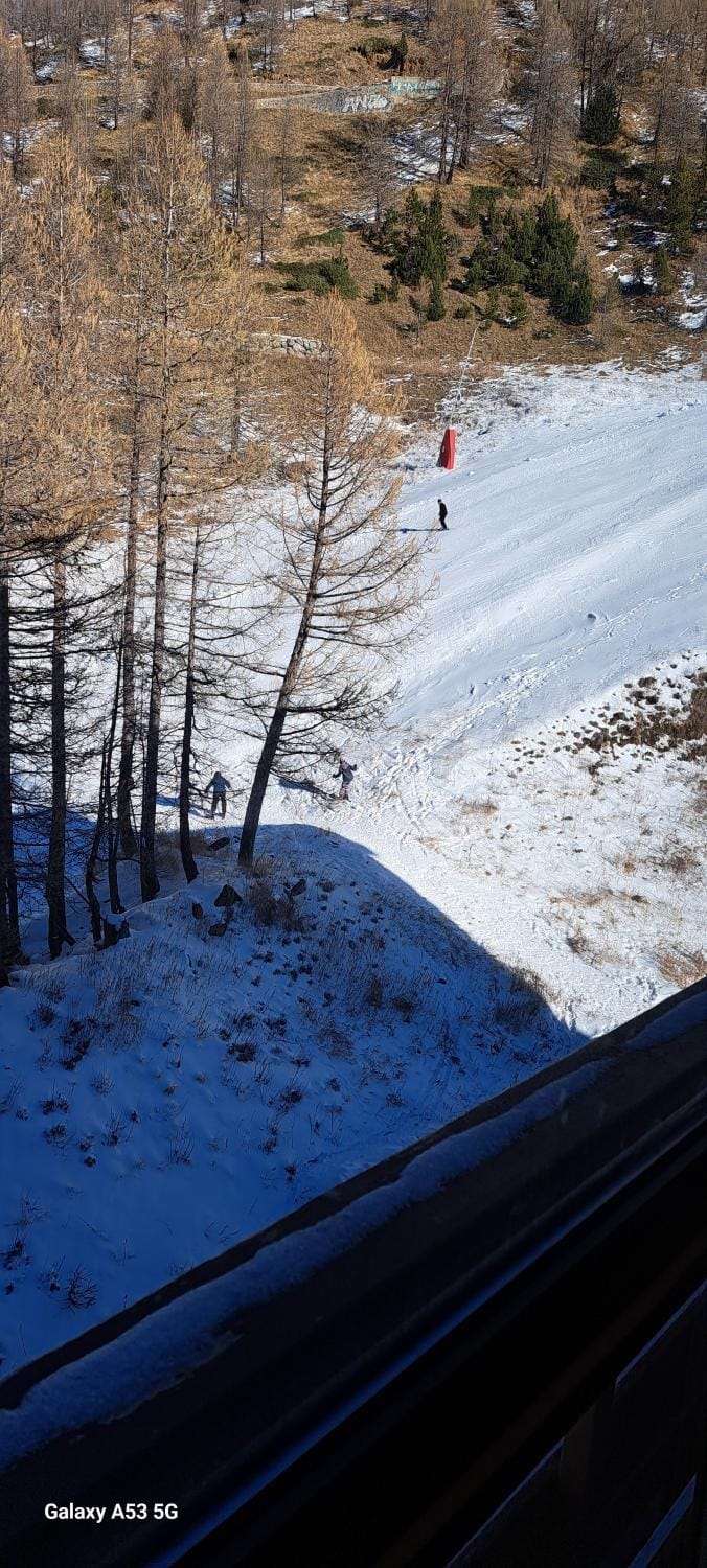 Skiing