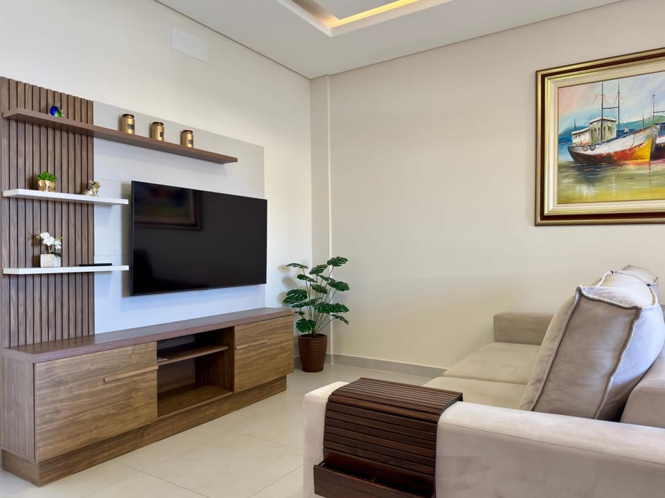 Communal lounge/ TV room, TV and multimedia, Living room, Seating area