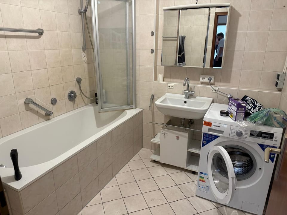 Bathroom, Bath