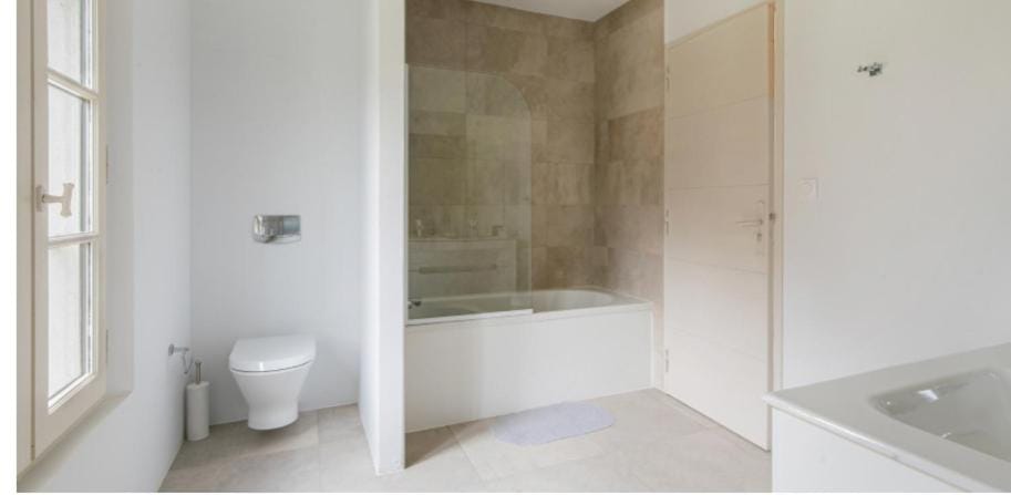 Shower, Toilet, Bathroom, Bath