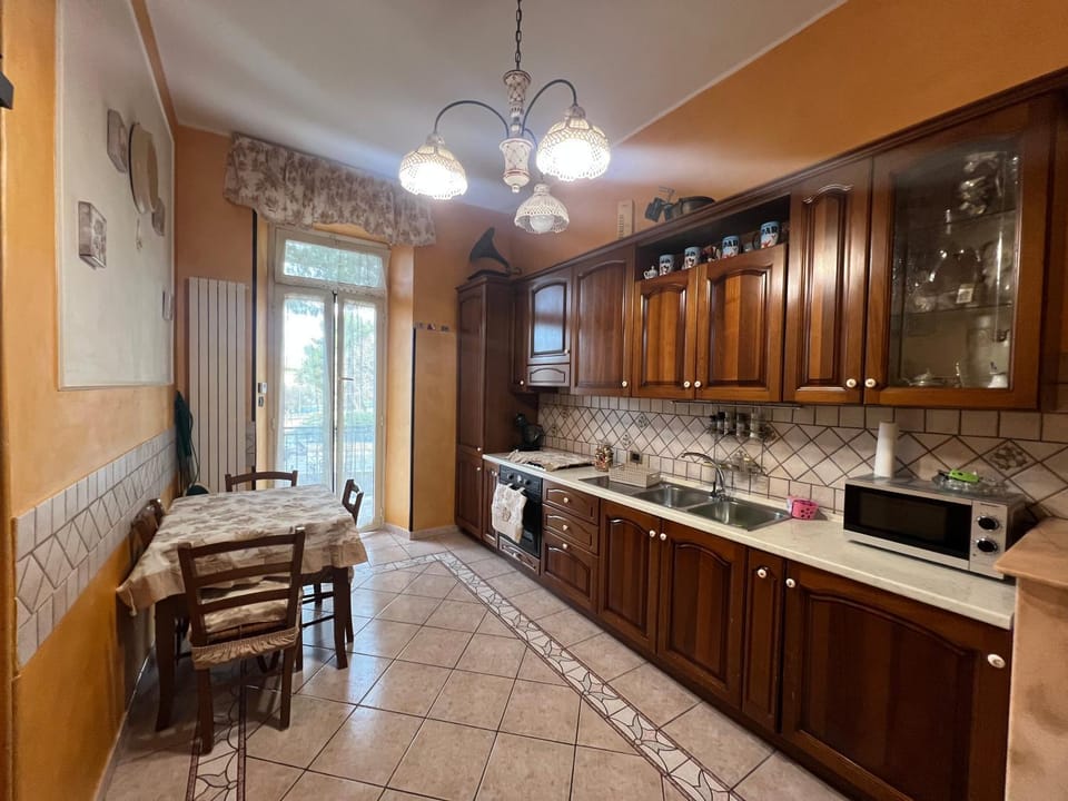 Dining area, dishwasher, oven, stove