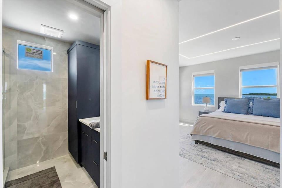 Bathroom, Bedroom
