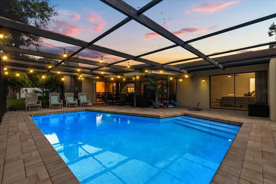 Pool view, Swimming pool