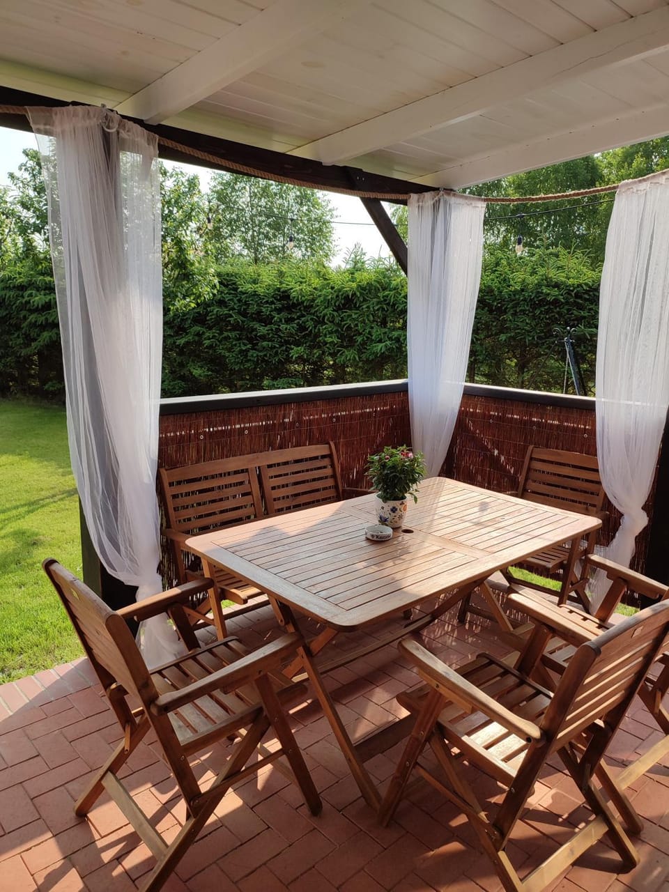 Patio, Garden, Seating area, Garden view