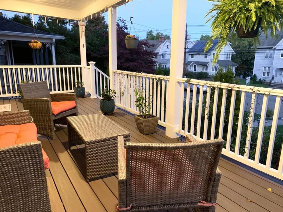 Semi Private cozy studio near downtown. Apartment in Montclair