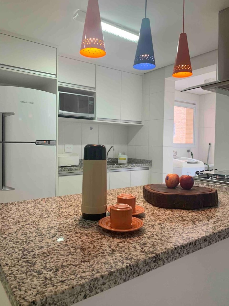Coffee/tea facilities, Kitchen or kitchenette, oven, stove, toaster