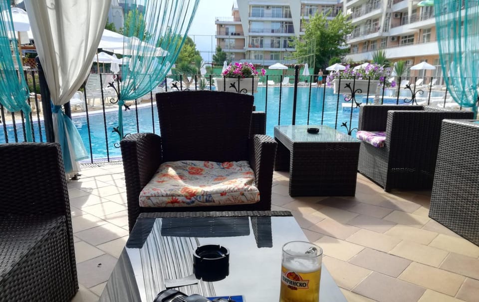 Lounge or bar