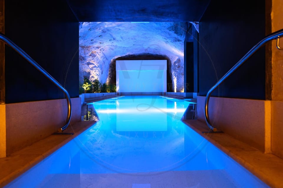 Spa and wellness centre/facilities, Swimming pool
