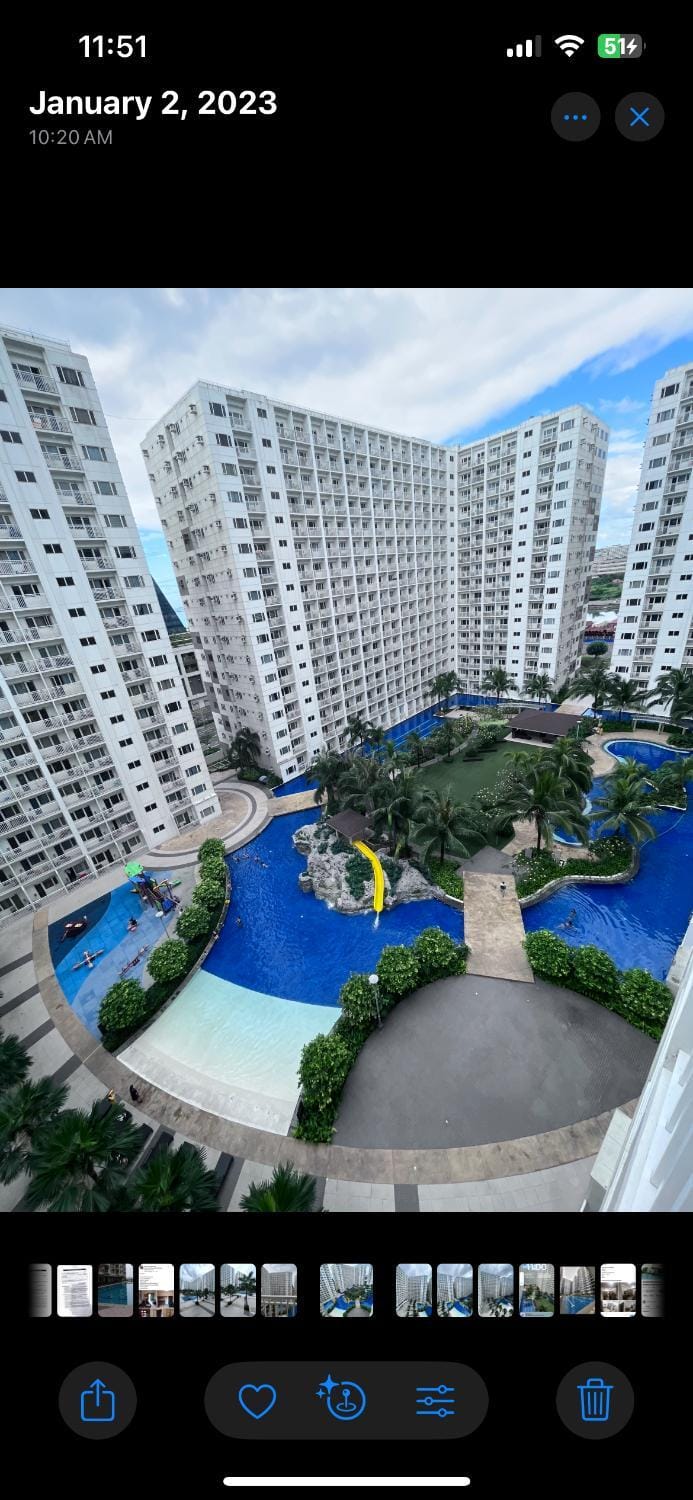 Affordable staycation at SHORE RESIDENCES Near MOA and NAIA Hotel in Pasay