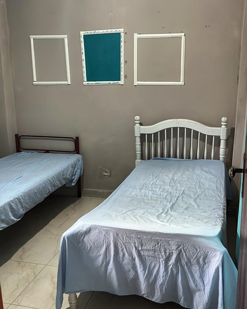 Sua casa em Guarujá House in State of São Paulo