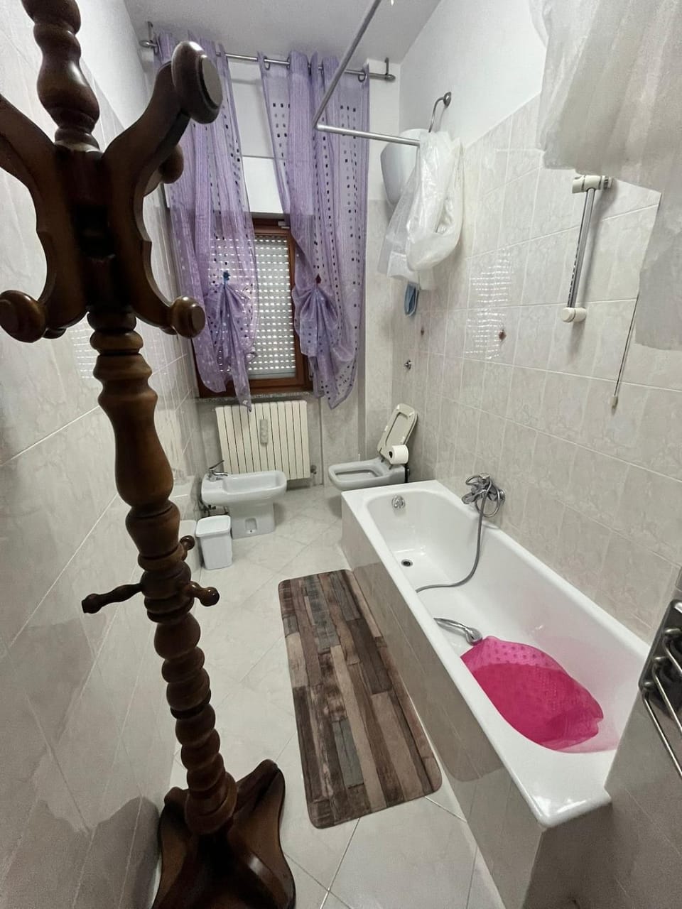 Bathroom, Bath