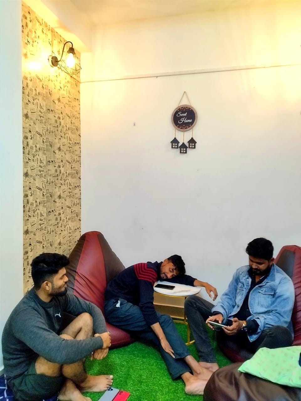 People, Seating area, group of guests
