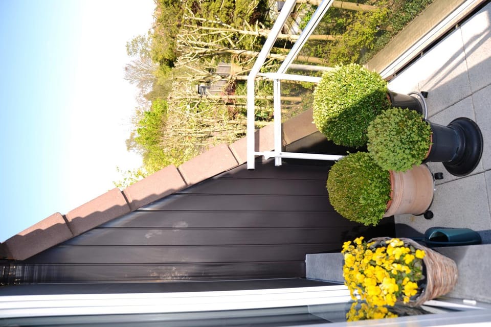 Balcony/Terrace, On site, Garden view
