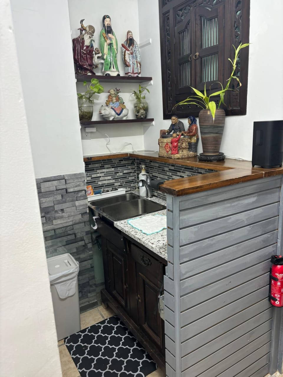 Kitchen or kitchenette, Kitchen or kitchenette