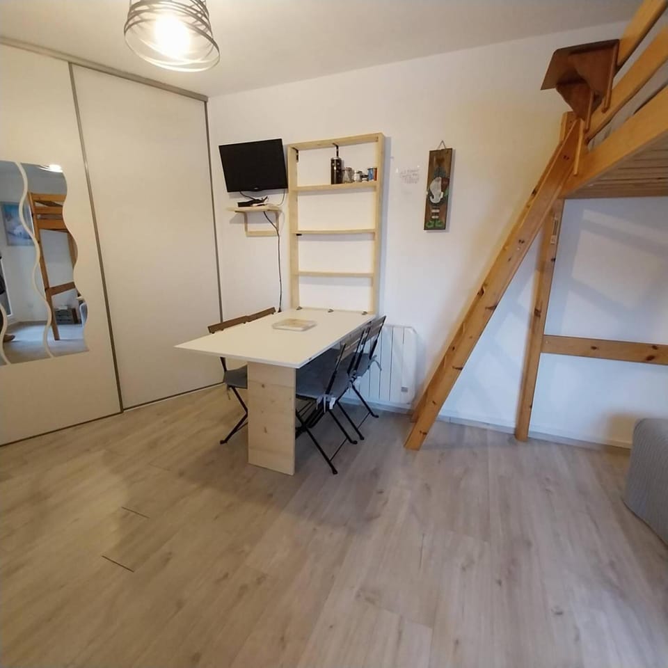 Bed, furniture
