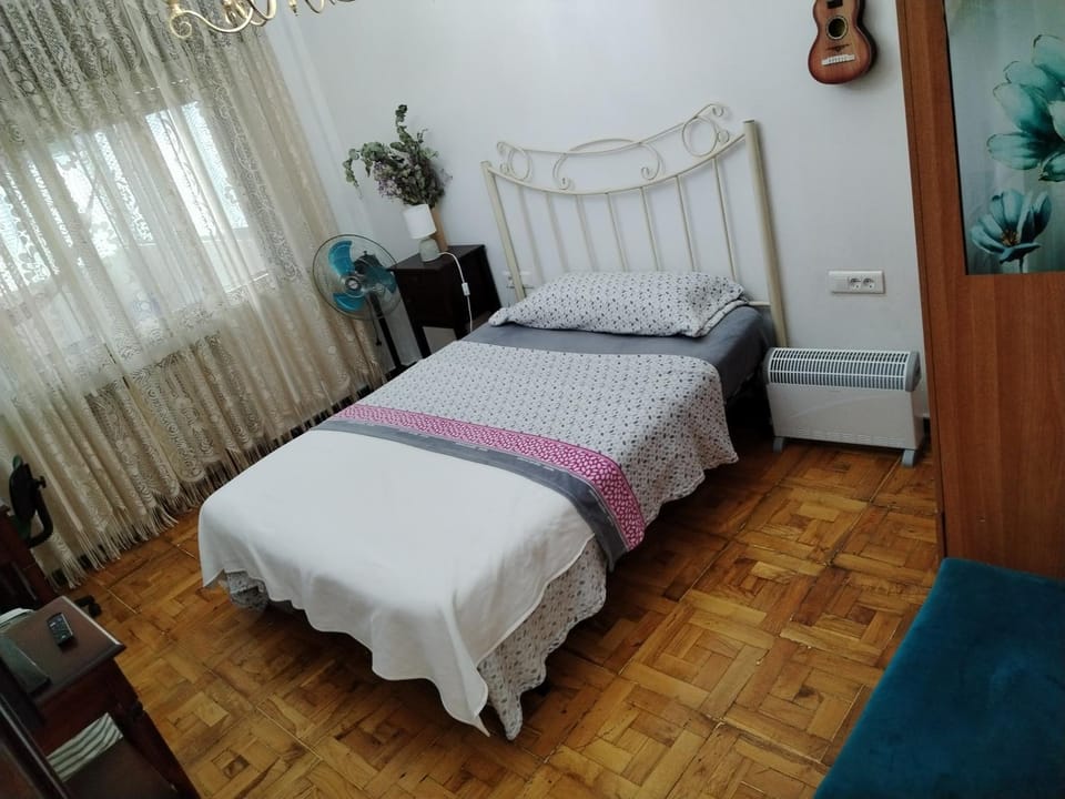 Casa albergue Pty Vacation rental in Galicia