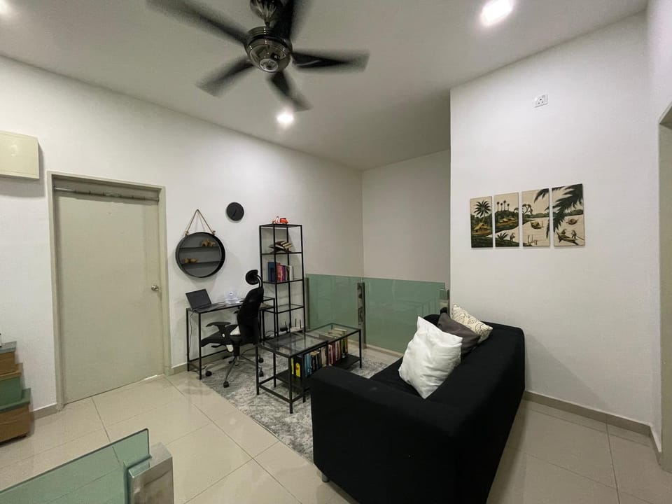 Library, Living room, Seating area