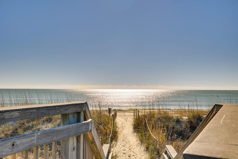 Walk to Beach: Emerald Isle Condo w/ Ocean View! House in Emerald Isle