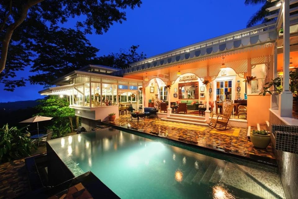 Night, Pool view