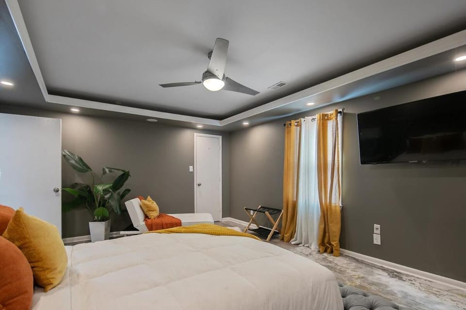 Ellis Hideaway House in Fayetteville