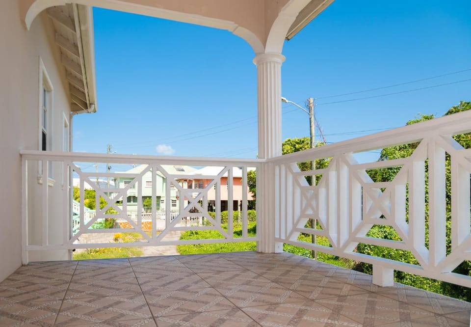 Property building, View (from property/room), Balcony/Terrace