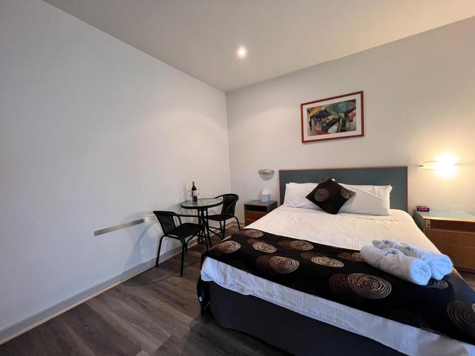 438 entire 1BR exHotel Room in the heart of city Apartment in Adelaide