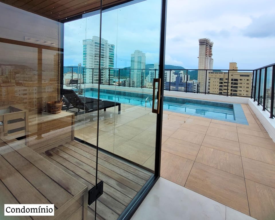 Sauna, Swimming pool
