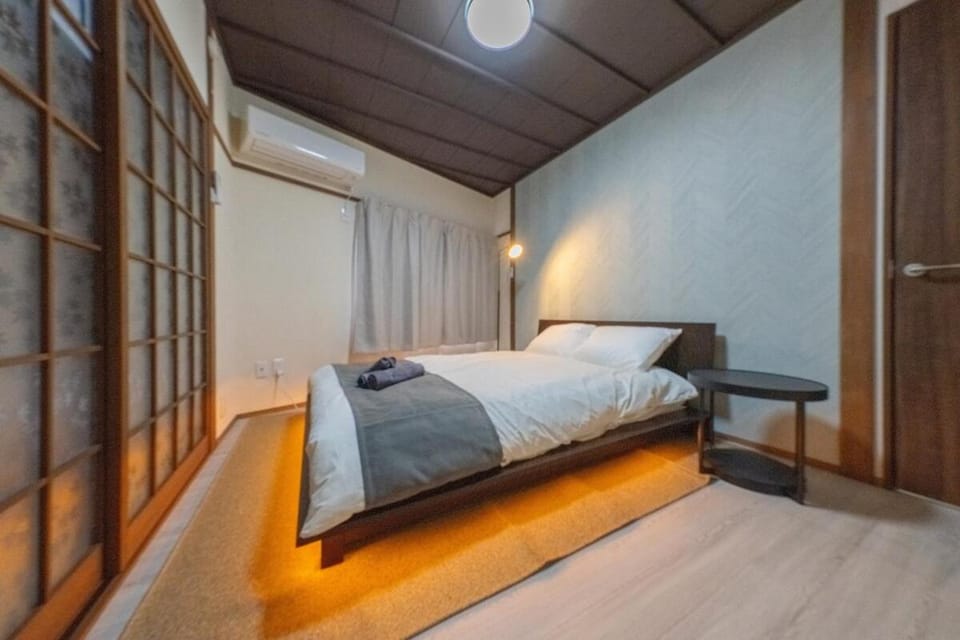 SORA usjまで電車で8分 5つの寝室 貸切の宿で楽しい時間を過ごしてください Villa in Osaka