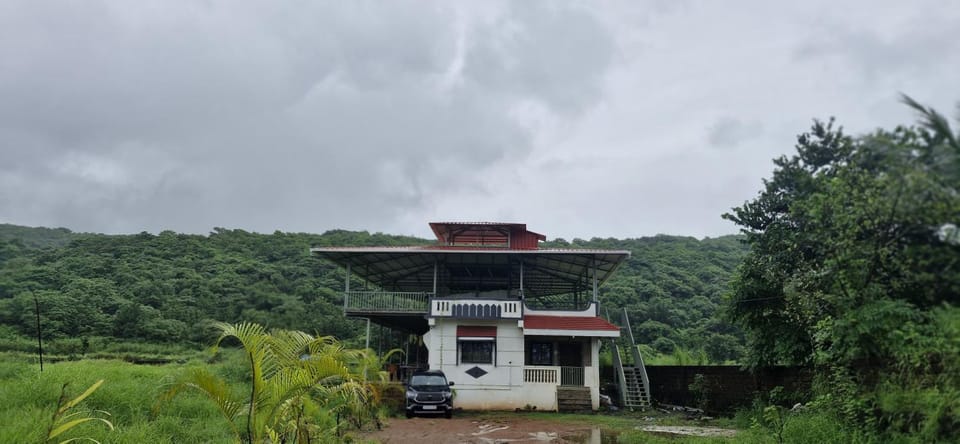 Sea View Villa Vacation rental in Maharashtra