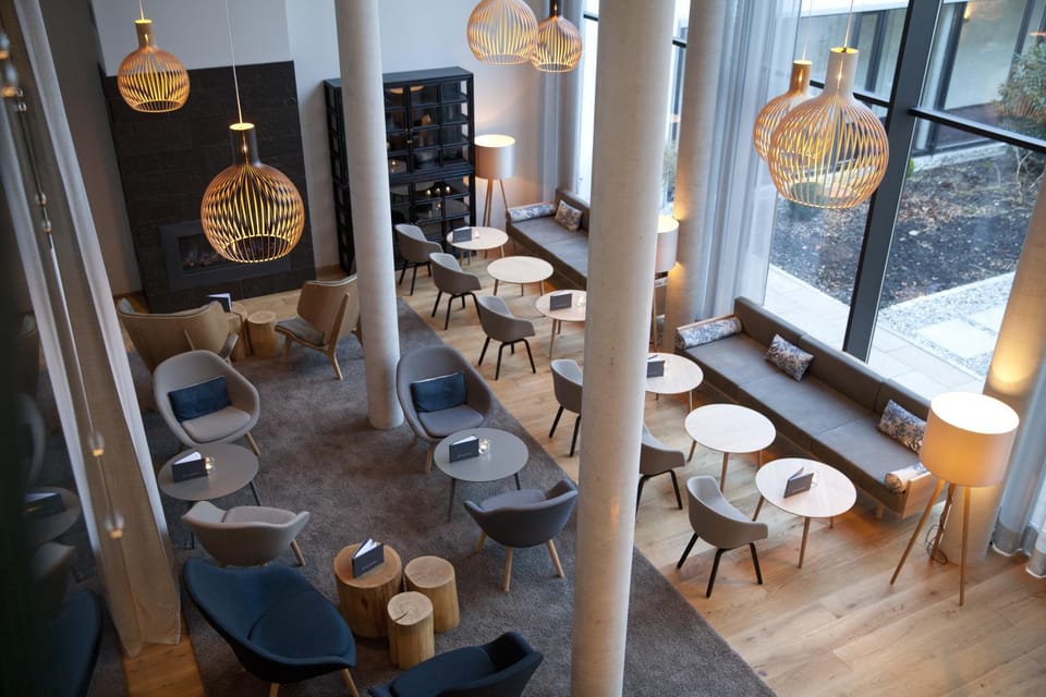 Lounge or bar
