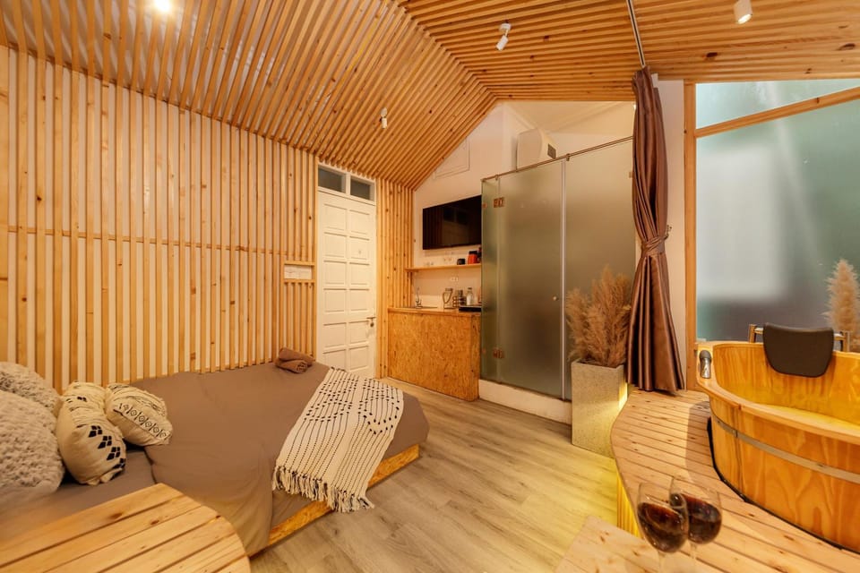 TV and multimedia, Kitchen or kitchenette, Living room, Photo of the whole room
