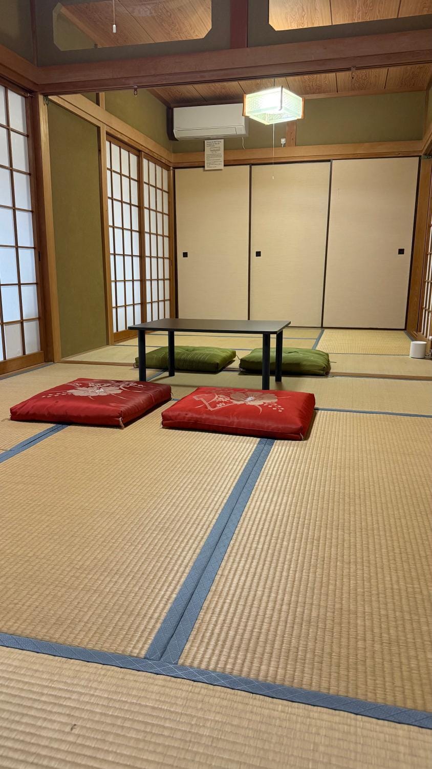 ゲストハウス 庵 Ann Bed and Breakfast in Japan