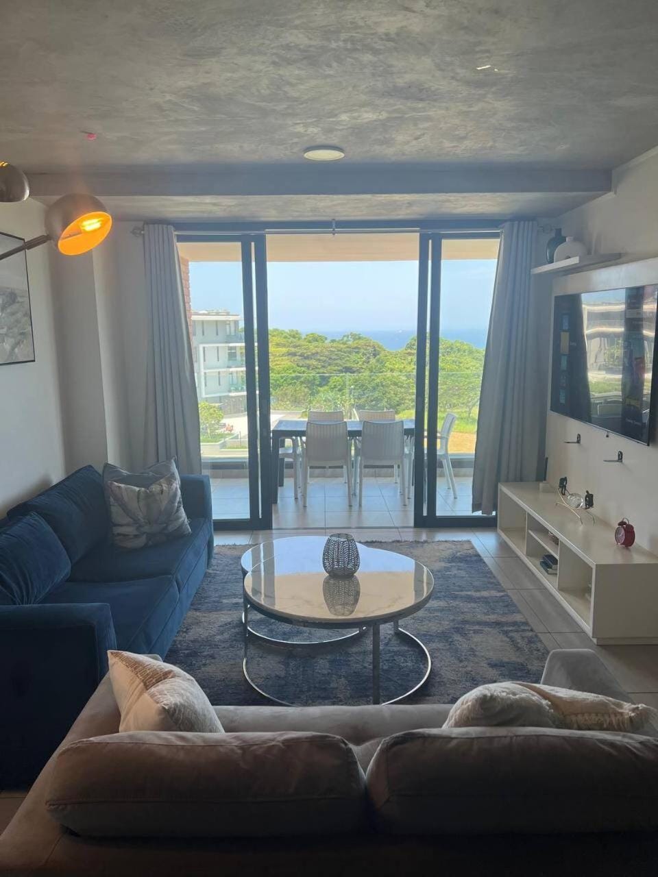 View (from property/room), Balcony/Terrace, Living room