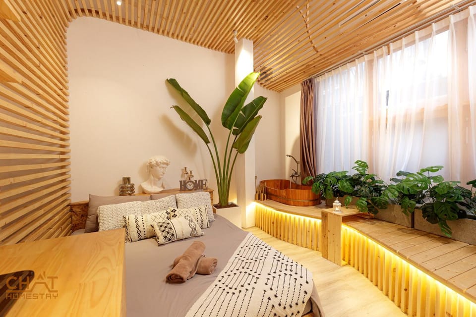 Photo of the whole room, Seating area, Bedroom