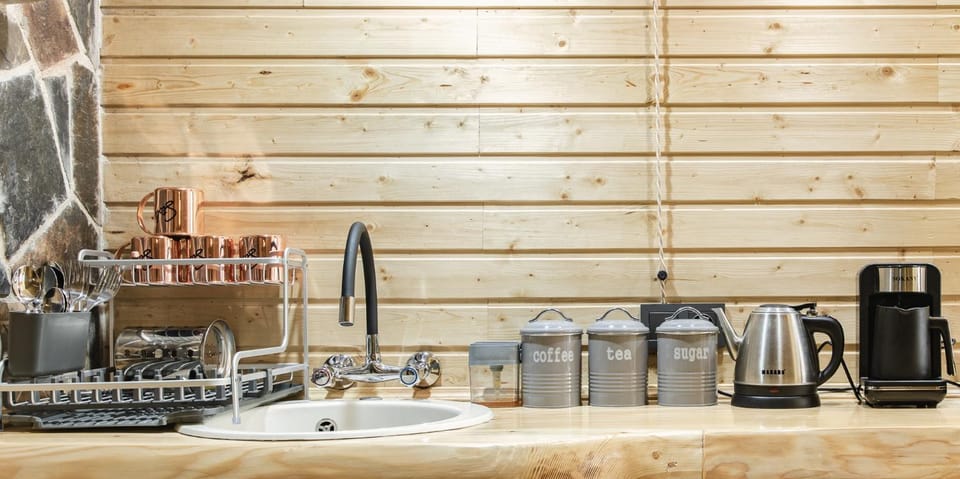 Coffee/tea facilities, Kitchen or kitchenette