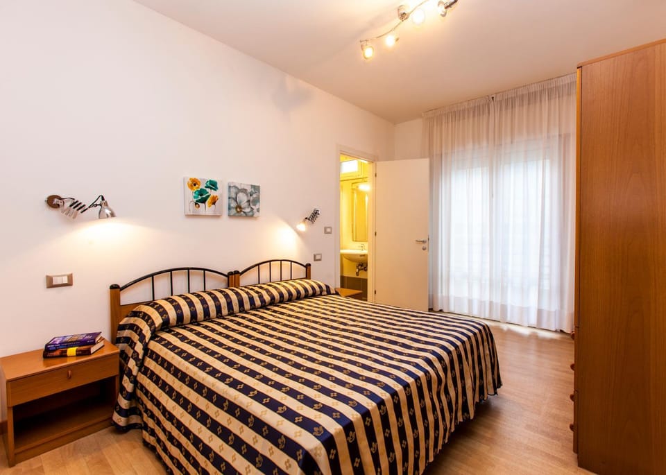 TV and multimedia, Balcony/Terrace, Bedroom