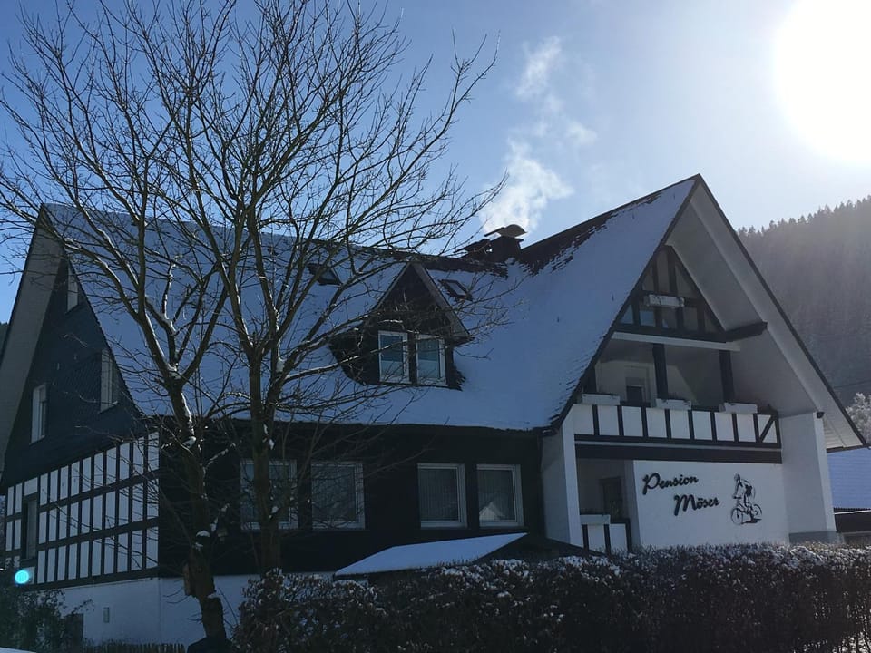 Pension Möser Bed and Breakfast in Schmallenberg